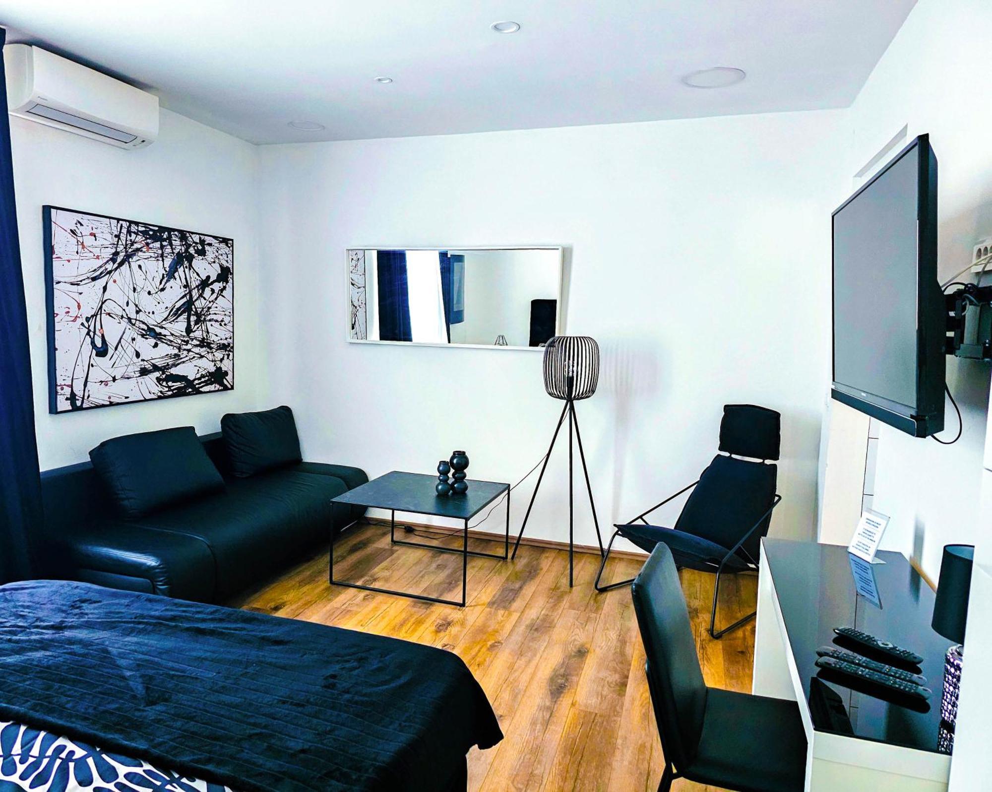 Octagon Main Square Apartment Zagreb Extérieur photo